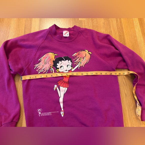 90s Vintage Cheerleader Betty Boop Jerzees Made in USA Magenta Sweatshirt Sz M - Picture 7 of 8